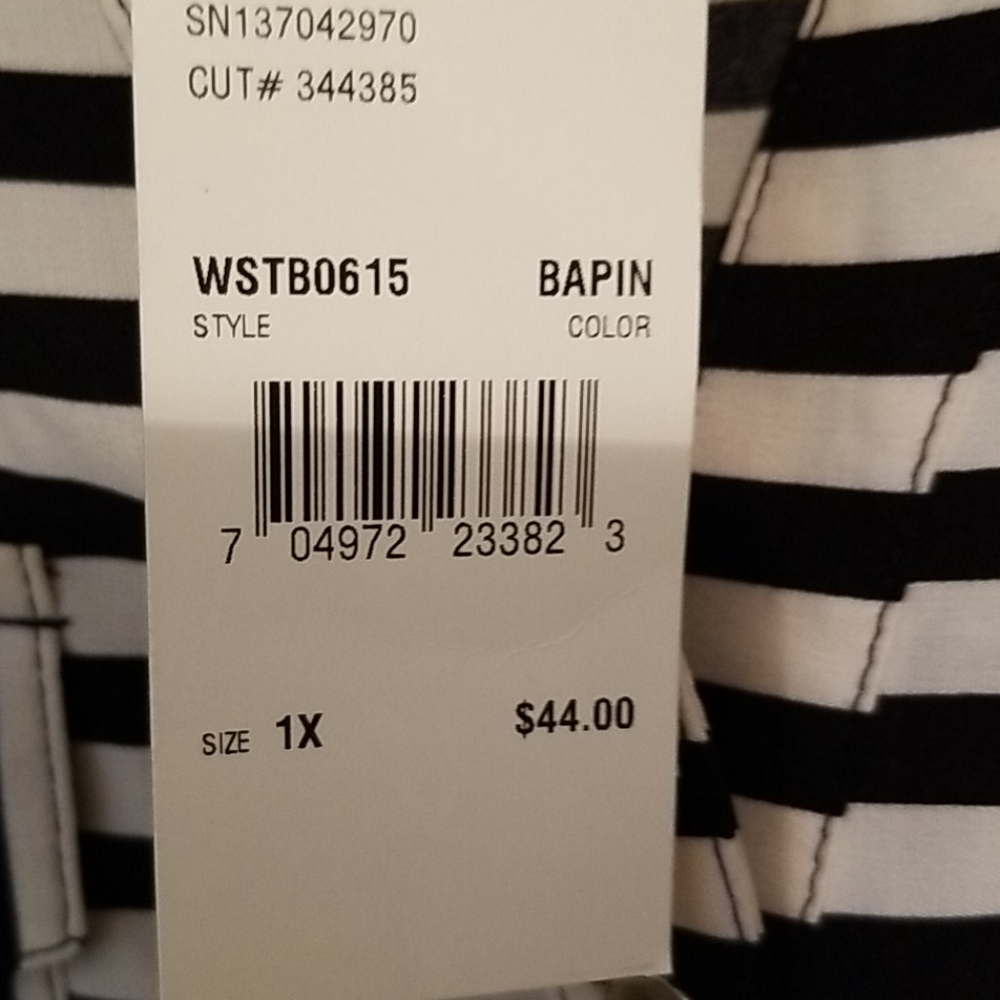 Top - Picture 2 of 3